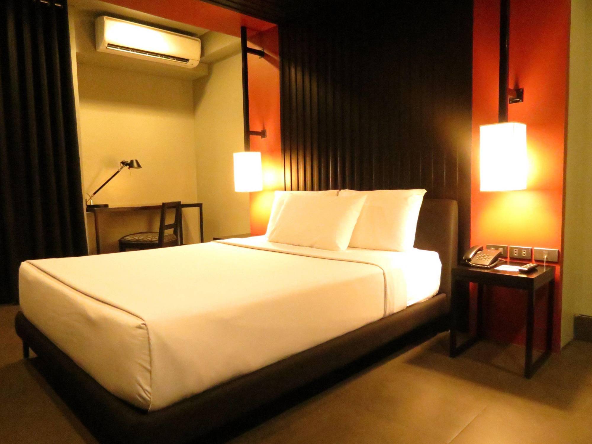 Hotel Amelie 3*